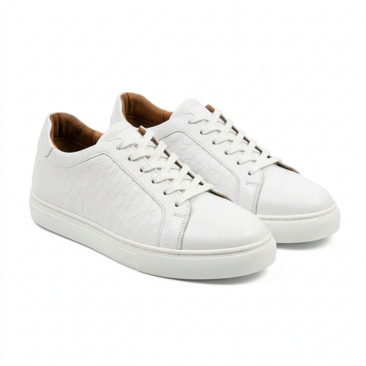 Sneaker homme blanc cuir embossé vue dessus et profil – semelle blanche Maroc
