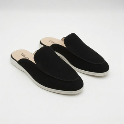 Mule homme noire en tissu avec semelle blanche – vue de côté