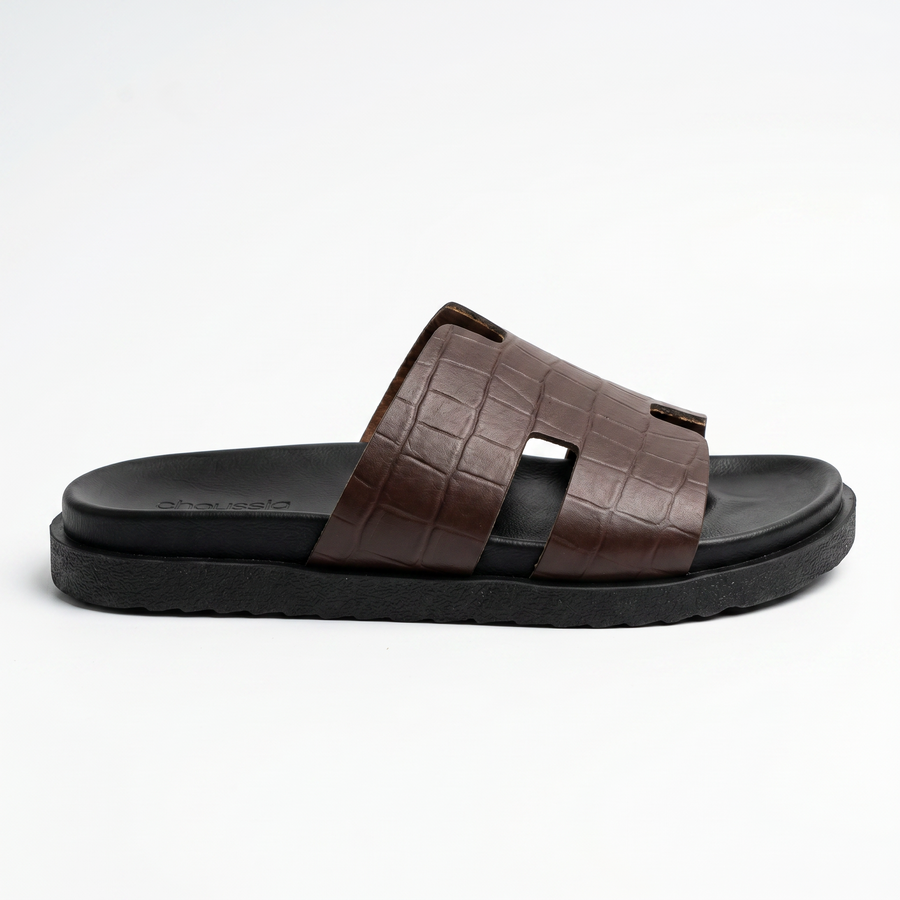 Sandales Homme en Cuir – Bride “H” Effet Croco Marron
