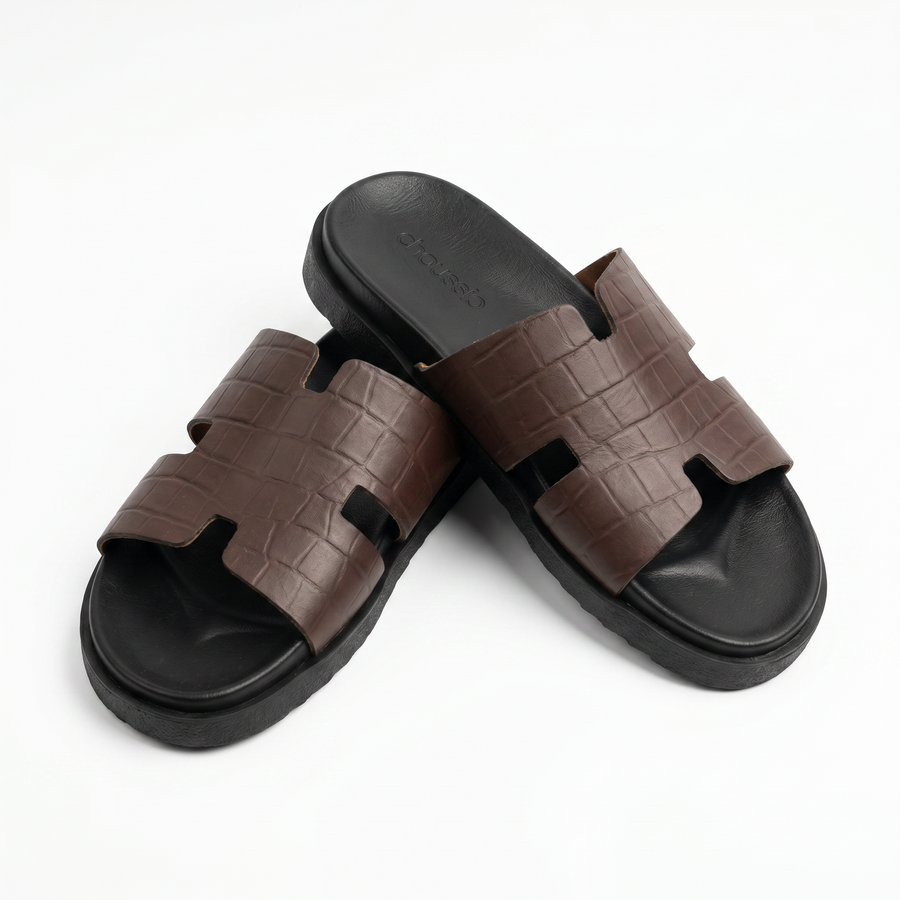 Sandales Homme en Cuir – Bride “H” Effet Croco Marron